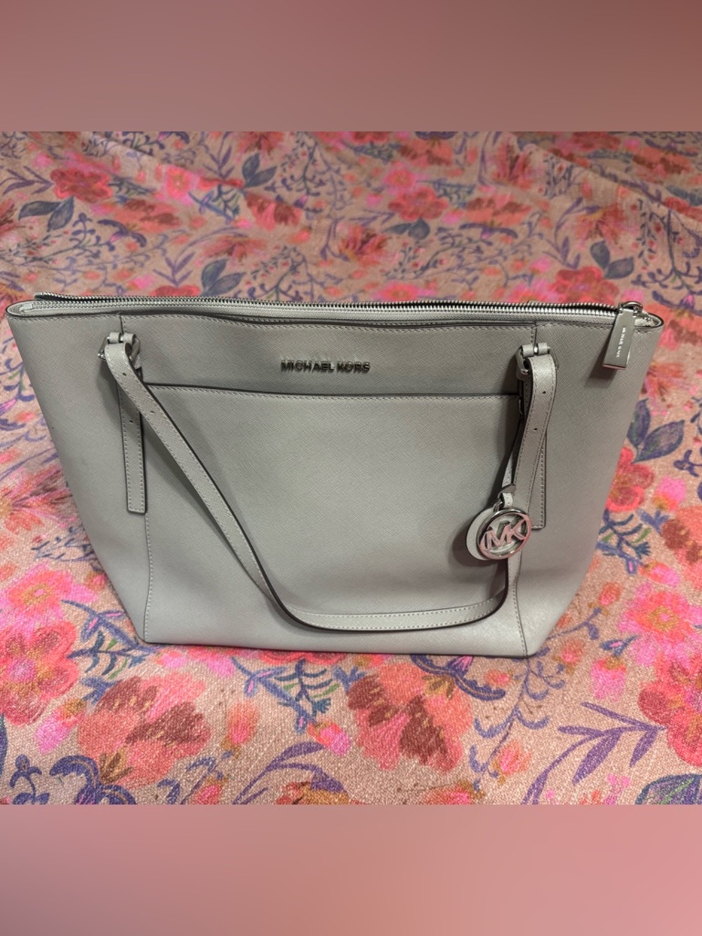 Michael Kors Voyager Light Gray Saffiano Tote with MK Charm Top Zip